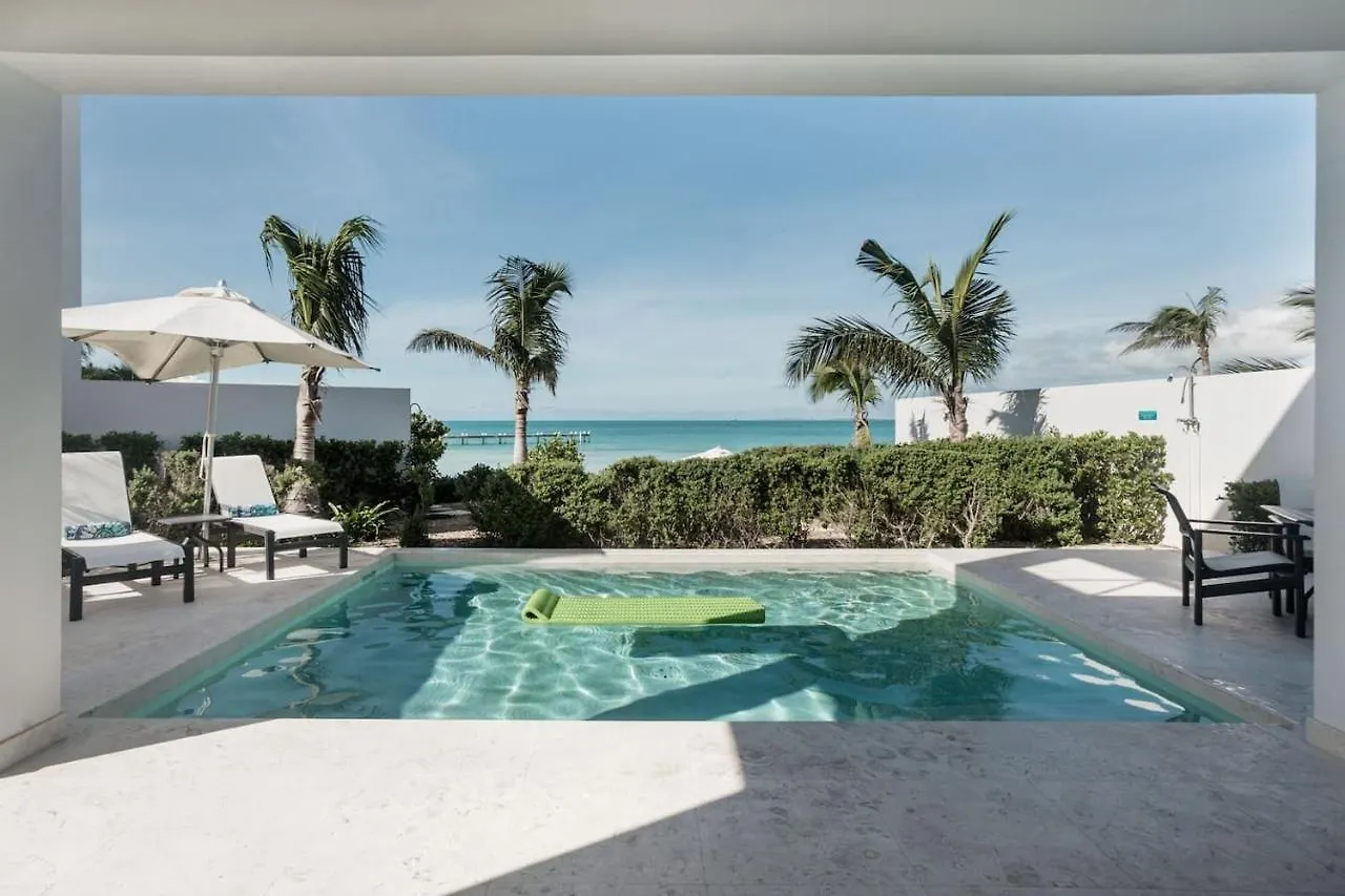SulMare at Sapodilla Bay Luxury villas Taylor Bay Beach Isole Turks  e Caicos